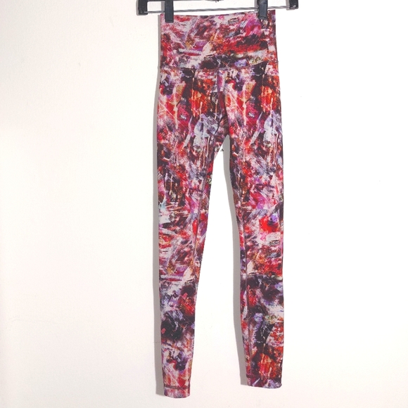 Lululemon Women's Wunder Train HighRise Tights 25" Urbantricity Multi Size 2 EUC - Picture 9 of 14